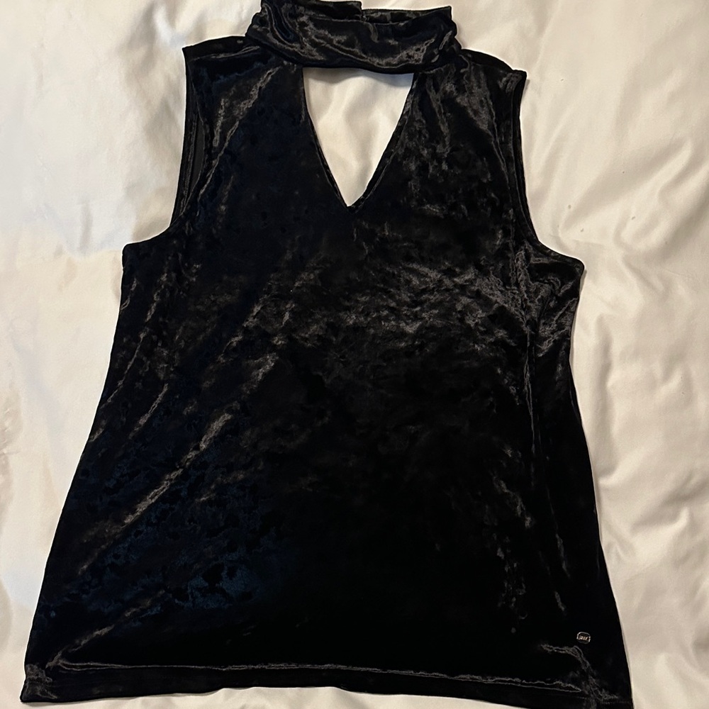 Jones New York Black Velvet Keyhole Sleeveless Top